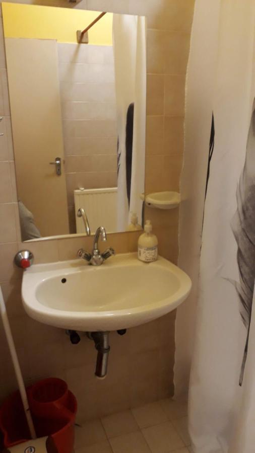 Hotel Centrum Apartman à Hajdúszoboszló Extérieur photo